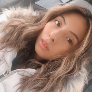 Meet your Posher, Cristina